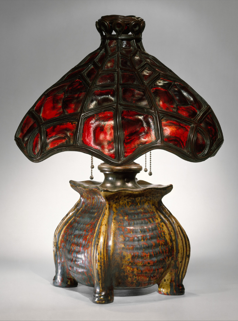 Лампа Тиффани и П.Дальпера, музей Метрополитен