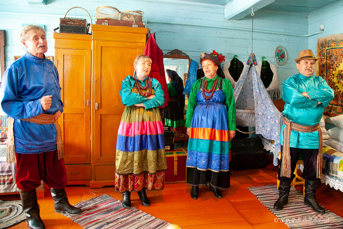 Эти яркие старообрядцы: как выглядят их наряды и откуда у них большие ...