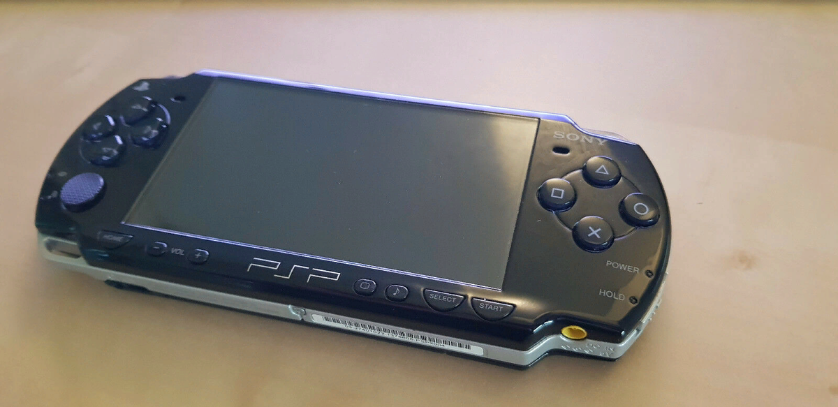 PSP 2000