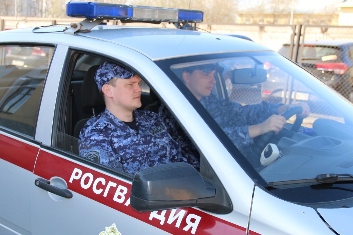 Машины Росгвардии СПБ