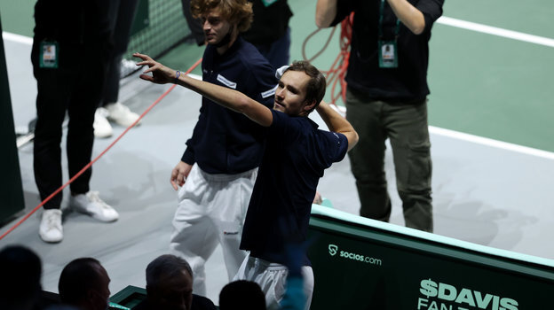 Медведев и Рублев  принесли победу в финале.    фото: картинки  яндекса. 