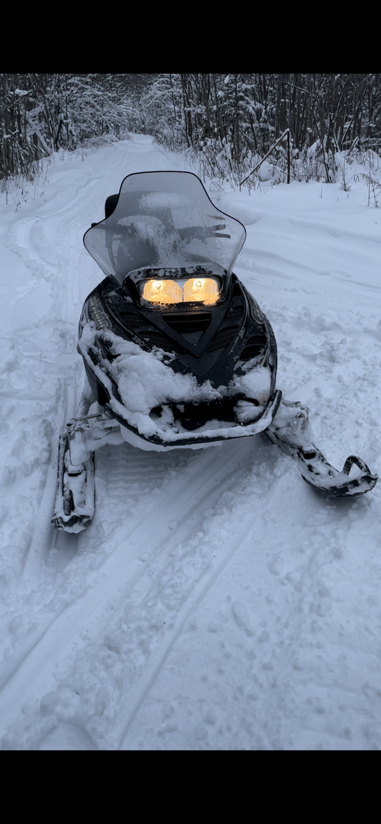 Снегоходы 2400 р. час. 