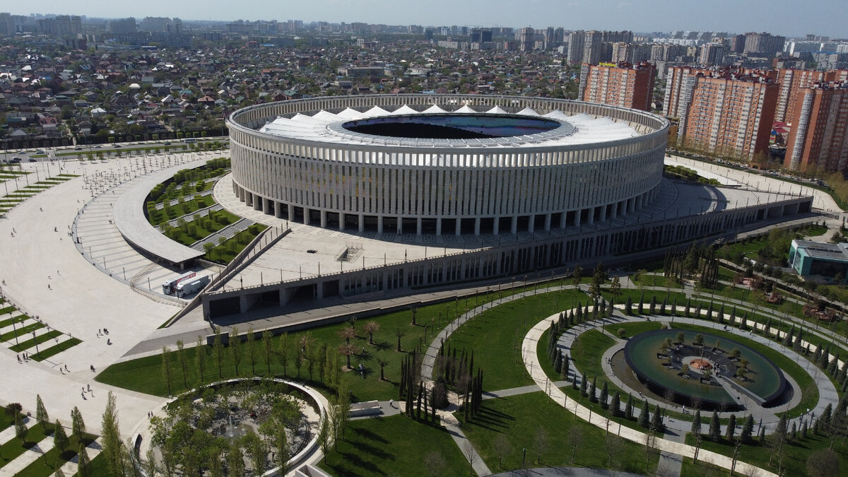 Да, вот такой подарок городу подарил человек, который родился не в Краснодаре) 