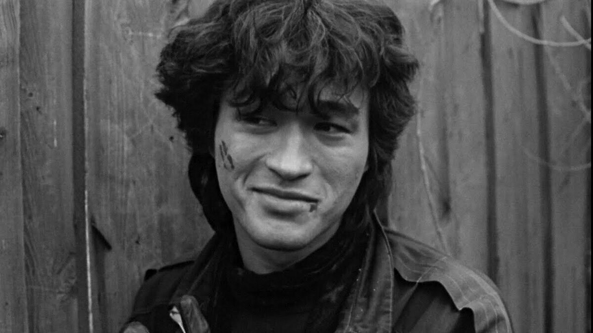 Виктор Цой (1962-1990)