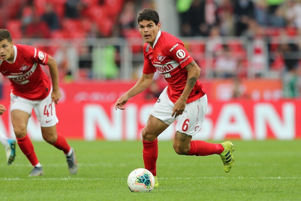 Айртон Лукас