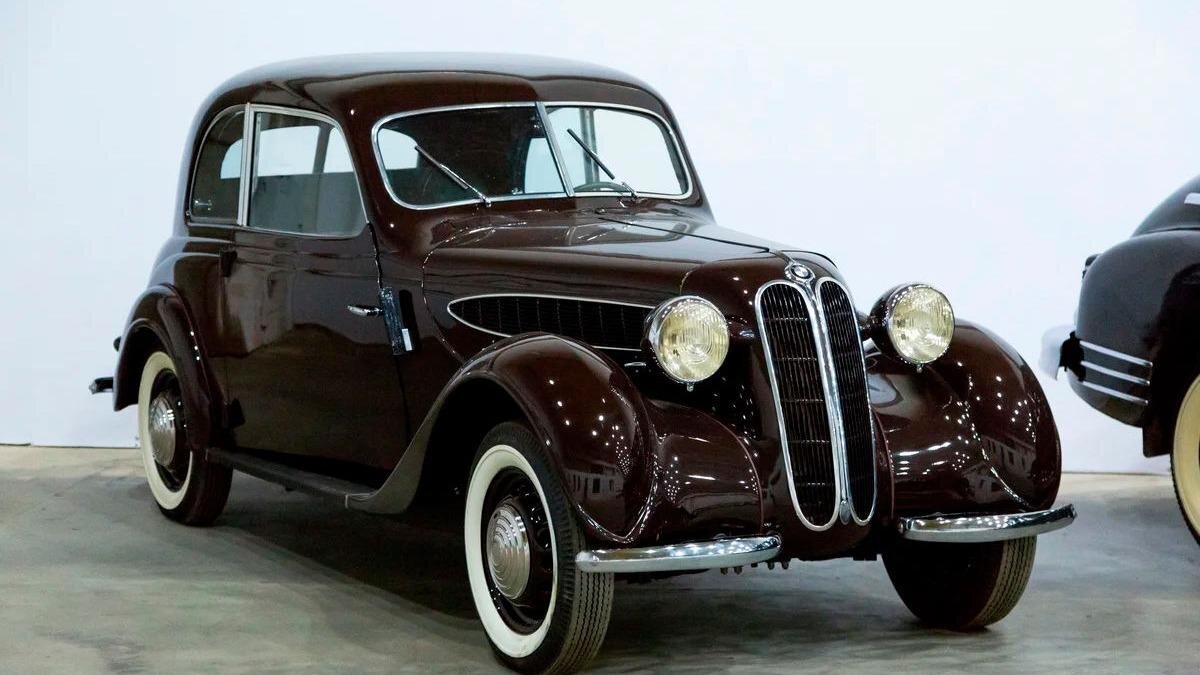 Технические характеристики BMW 321 (1938-1941)