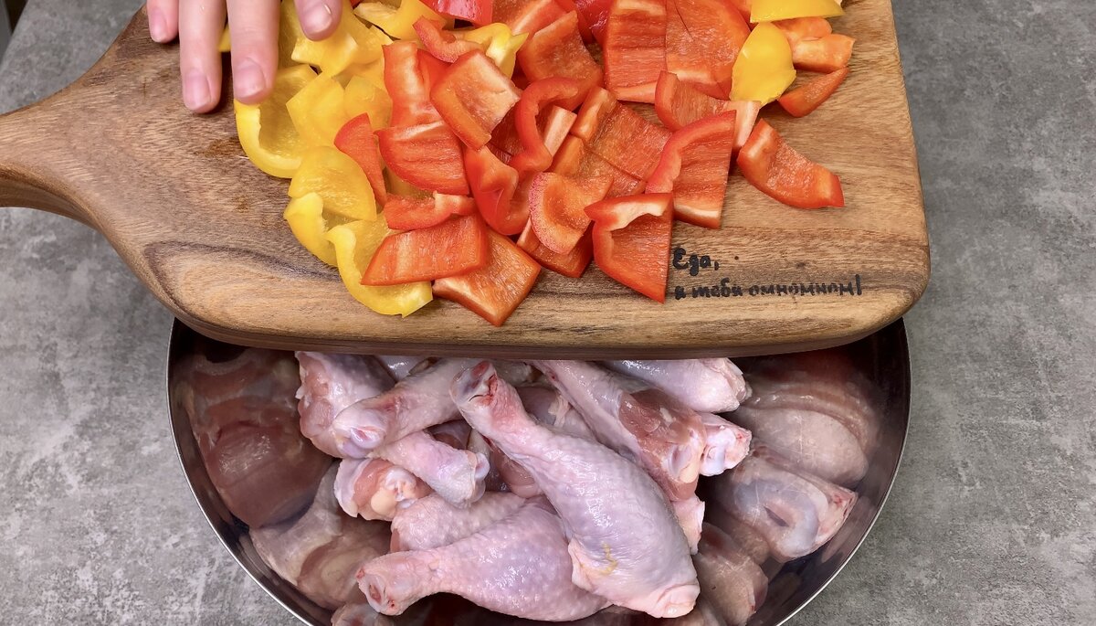 Листайте фото