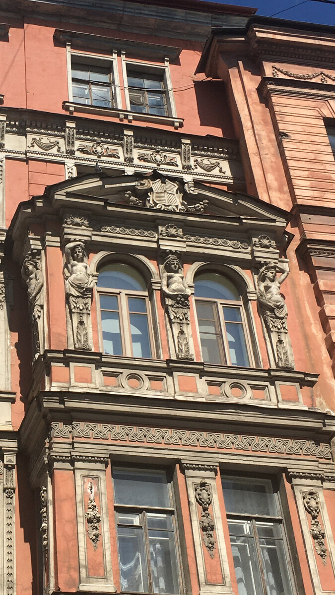 Фасад дома В. Ф. Краевского