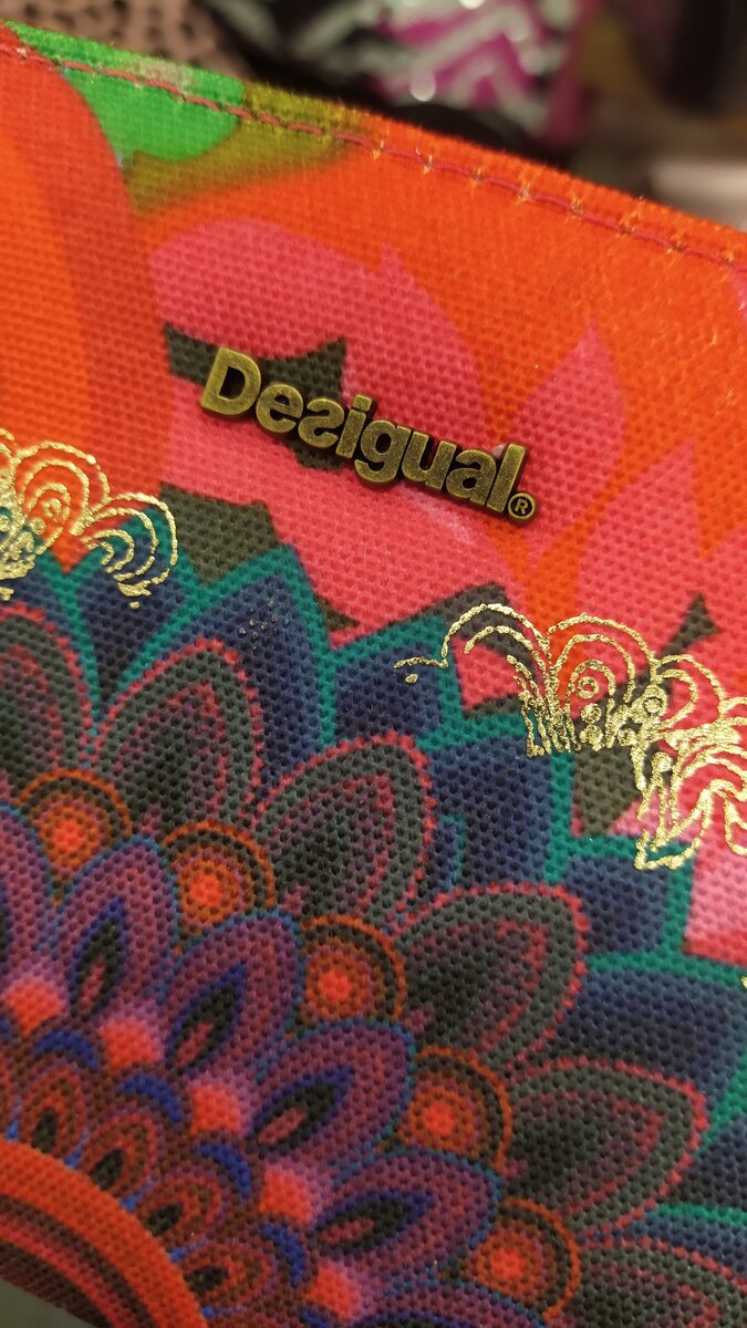 Кошелёк Desigual.