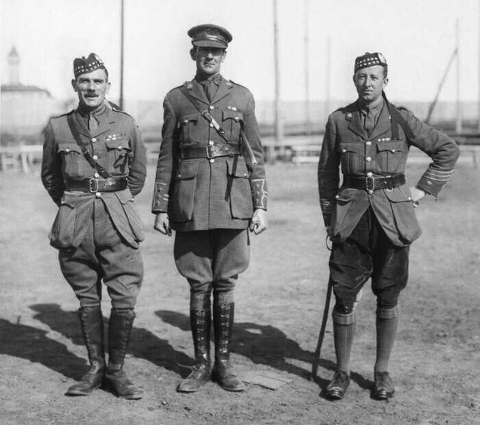 Британские офицеры в галифе. |Фото: vk.com.
