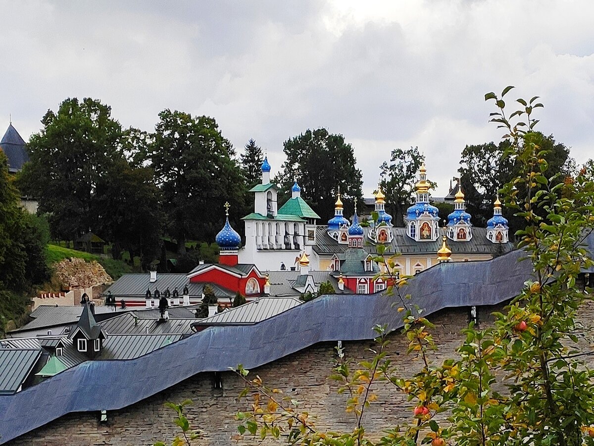 Ансамбль церквей монастыря