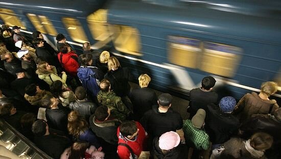    Интеллектуальная система видеонаблюдения В прошлом году на станциях столичной подземки разместили почти 5,5 тысячи видеокамер нового поколения, которые делятся на два типа: IP-камеры — они нужны...