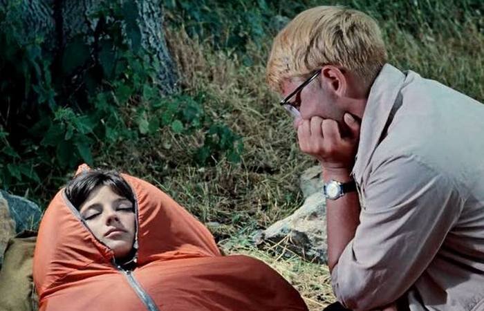  
Спальный мешок, Шурик, Нина...
Когда речь заходит о спальных мешках, многие сразу представляют огромные свёртки, которые крепятся к рюкзакам сзади. Но это в прошлом. Сегодня появились «умные» спальные мешки, которые не только спасут от холода, но и позаботятся о комфорте своего владельца. Такие мешки стоит прихватить с собой, отправляясь за город.
