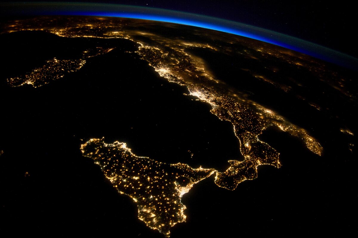 Италия. Вид из космоса. Фото: NASA