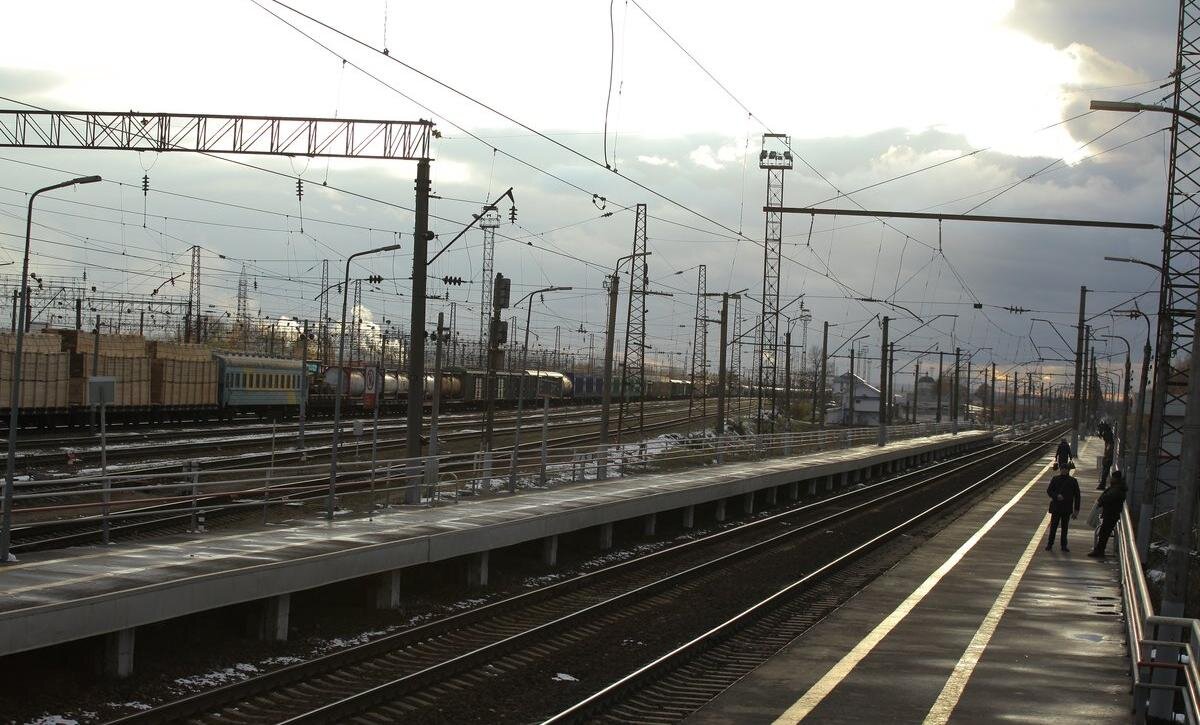Здание вокзала арзамас 1. Поезд иваново-санкт-петербург расписание. Эп20-47. Поезд ростов москва. Пассажирский поезд.