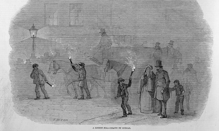 Дети факелами освещают экипажам и проходим дорогу в лондонском тумане, 19 век. 