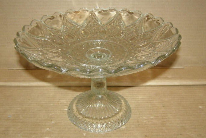 Многих интересует сколько стоит старая посуда времен СССР. Мы подобрали все самое интересное: вся посуда СССР из бабушкиного серванта и ее стоимость на сегодняшний день.-4