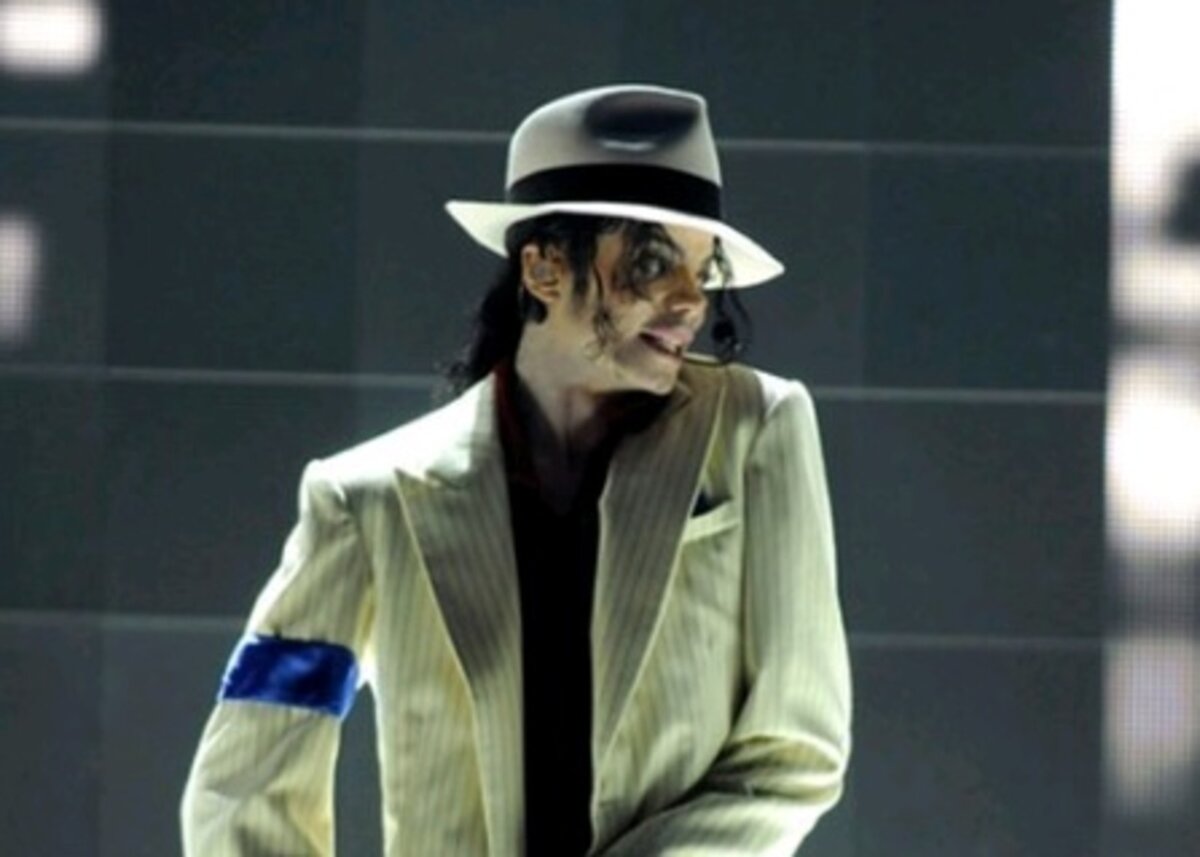 Почетное первое место в «турнирной» таблице занимает дуэт короля поп-музыки Michael Jackson и Janet JacksonФото: Кадр из фильма "Майкл Джексон: Вот и всё"