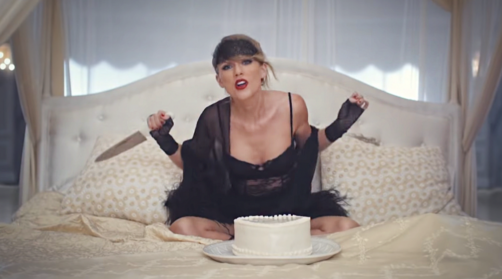 Тейлор Свифт в клипе «Blank Space»