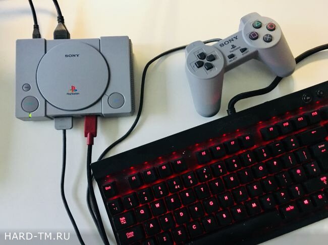 С помощью правильной клавиатуры и немного храбрости вы можете получить больше от своей PlayStation Classic