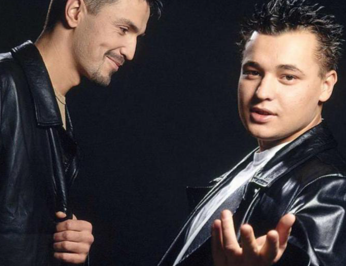 Руки вверх синглы. Группа руки вверх!. Группа руки вверх 1990. Группа руки вверх 1995
