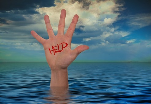 https://cdn.pixabay.com/photo/2015/06/01/06/32/hand-792920__340.jpg