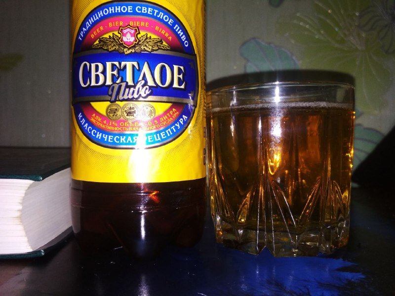 Фото делал со вспушкой, в действительности оно гораздо светлее