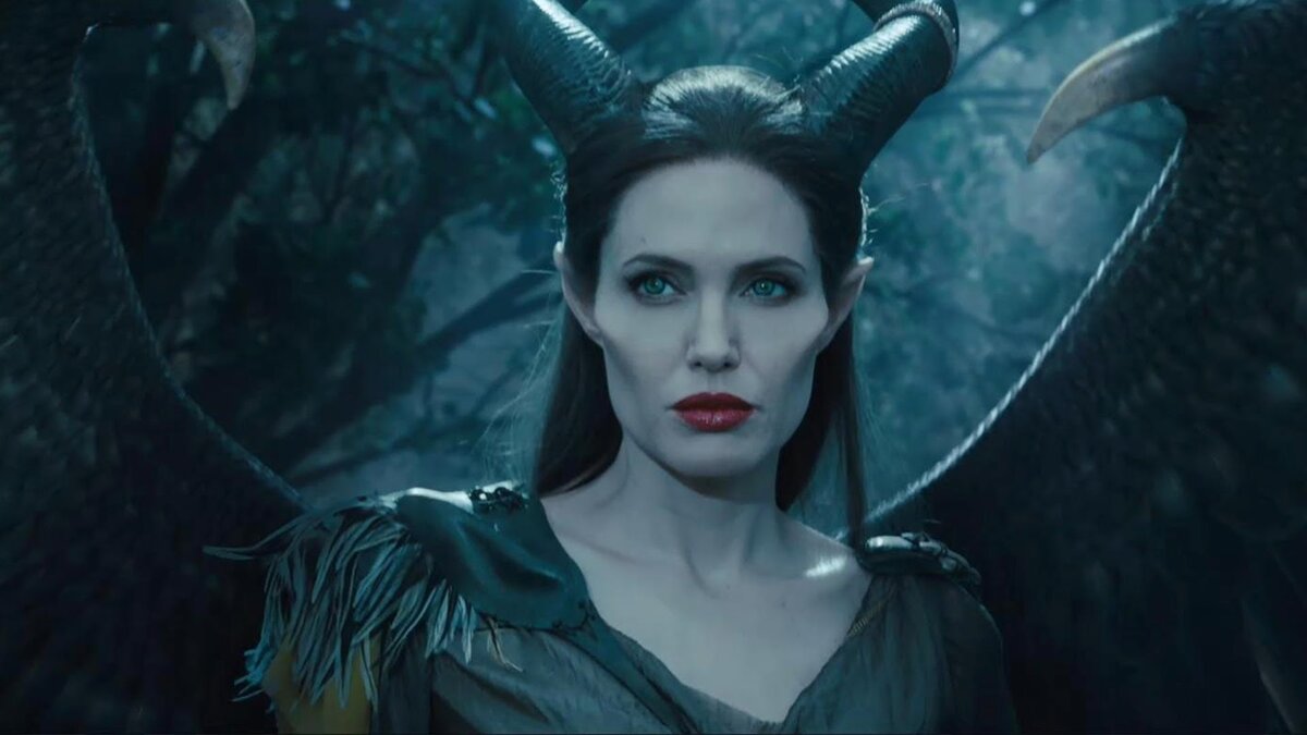 Жанр: фэнтези, семейный, мелодрама, приключения; КиноПоиск: 7,2 из 10