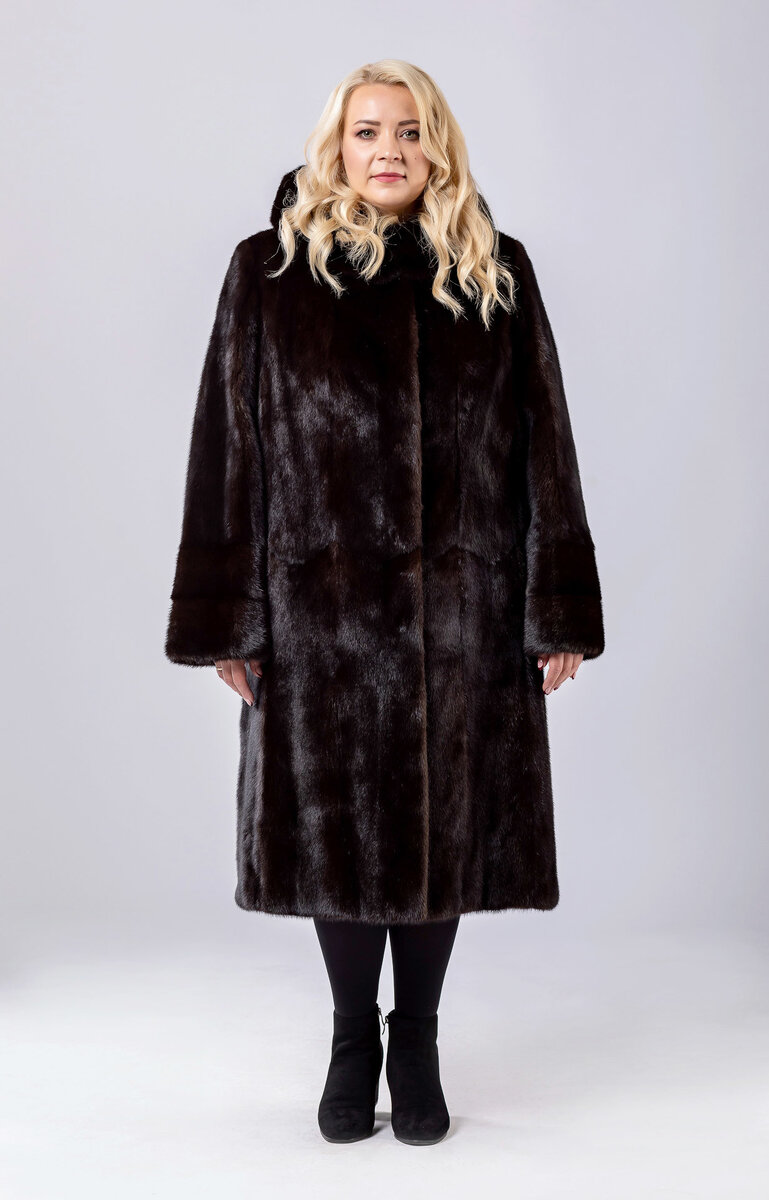 Фото https://sobol-mex.ru/. На фото модель из норки