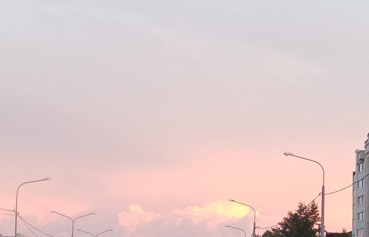 Рассвет над городом. Фото автора