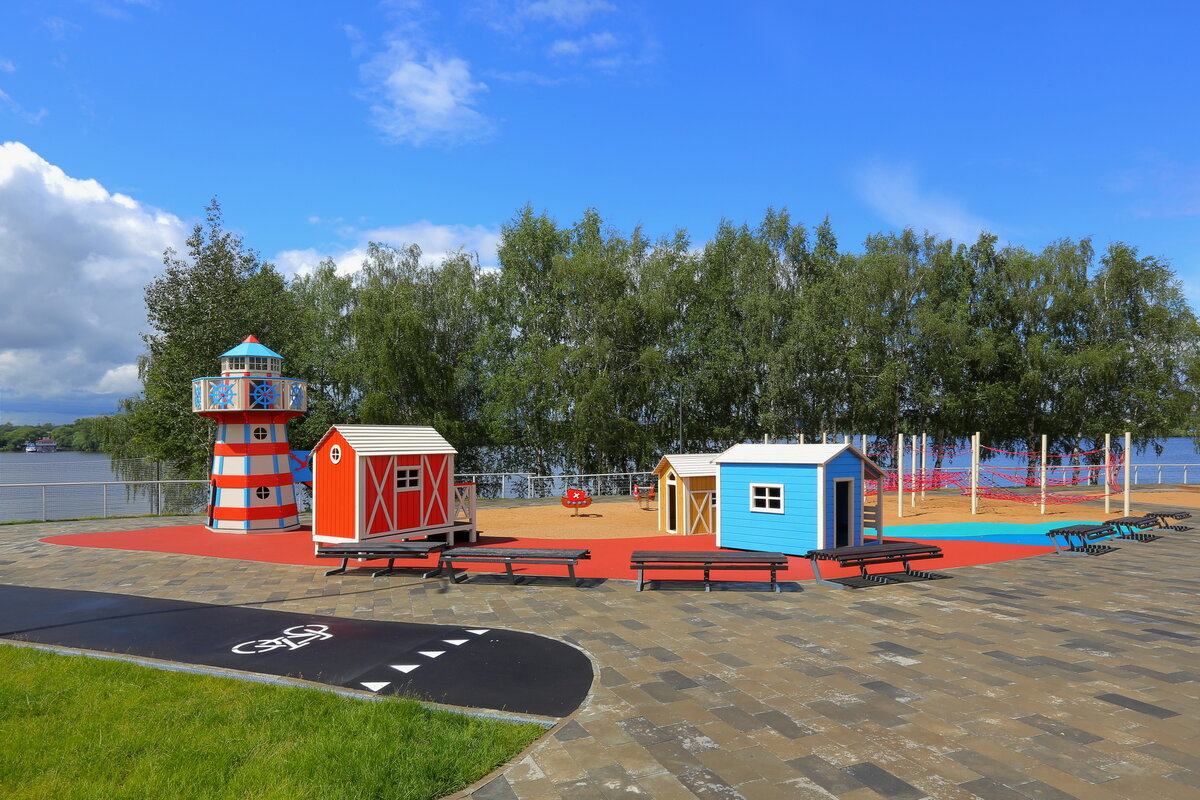 Детская площадка в парке «Новые Водники» (фото: playspaces.ru)