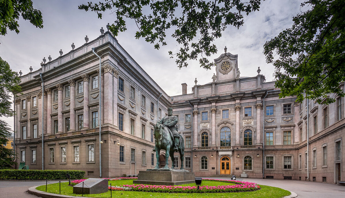 Мраморный дворец