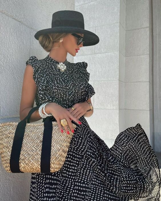 Леди лайк - это про женственность...