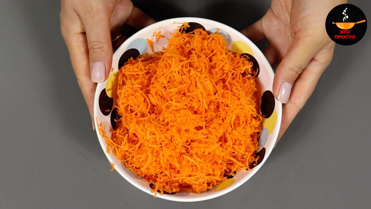 Фото можно листать