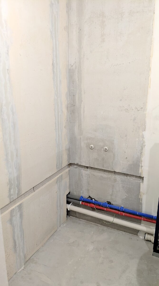 Вот сюда планировалась установка нашей ванны