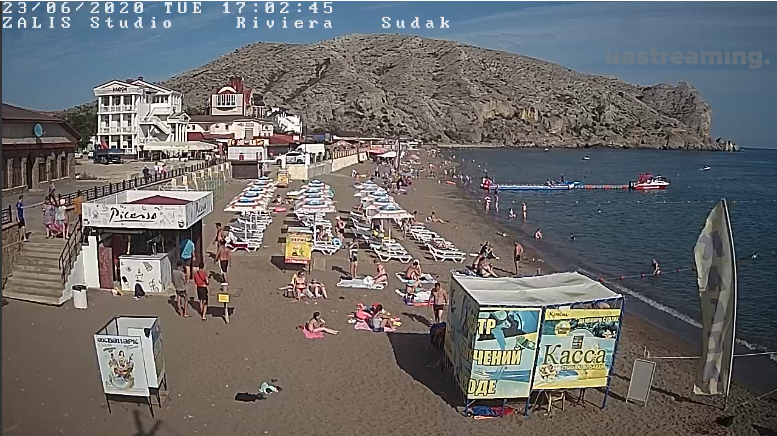 Судак.Пляж ресторана "Ривьера".
