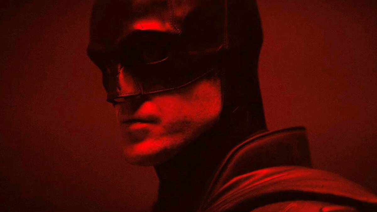 Бэтмен в исполнении Роберта Паттинсона (источник: imdb.com)