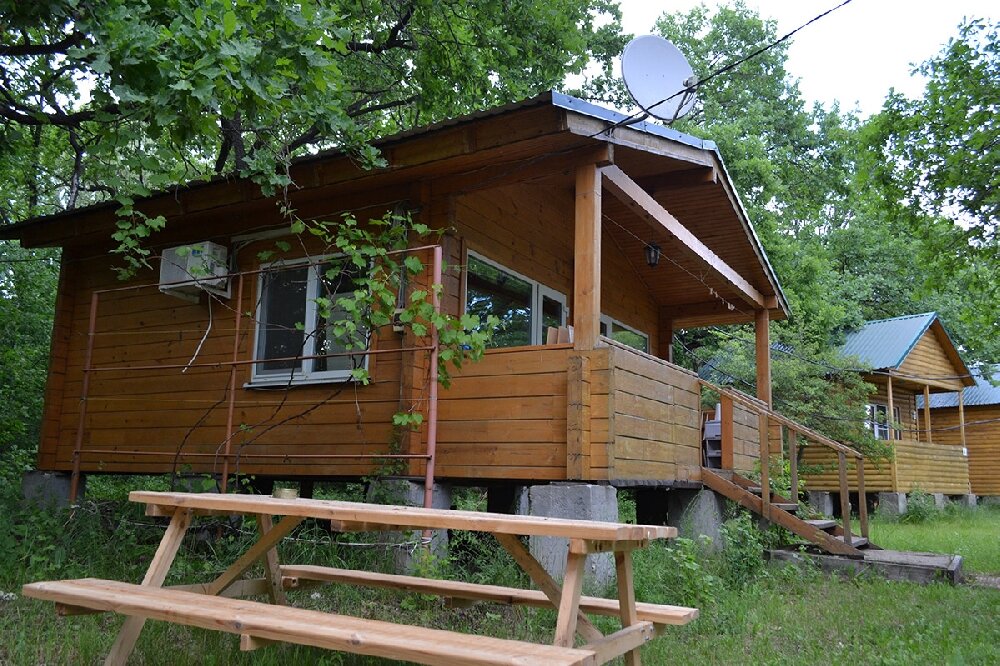 пансионат светлячок камчатка. парк отель 4 сезона серпухов. турбаза на выходные. лада холидей отель. турбаза в подмосковье.