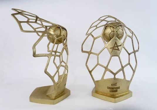 В новом сезоне команды будут бороться за обновленные трофеи Лиги чемпионов
