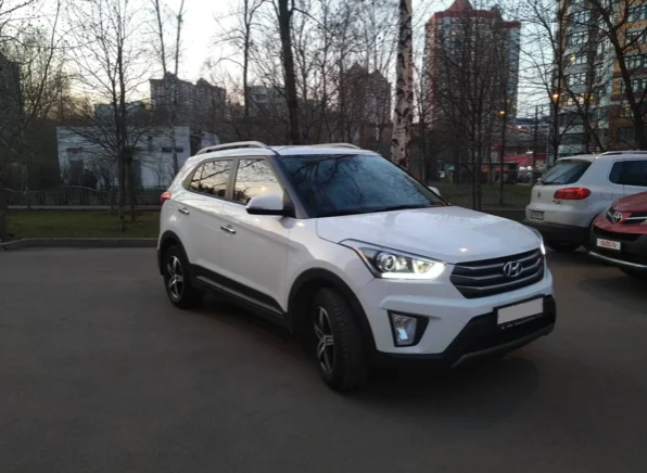 Hyundai Creta 4x4 2.0 6 AT 2016 перед+правая сторона