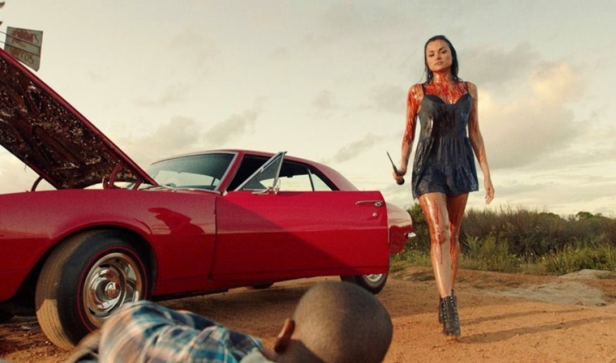 Движки машин требуют человеческой крови, иначе до финиша не дойти. Ну, кто там у нас следующий? (Кадр из сериала "Кровавая езда (Кровавая гонка)/Blood Drive")