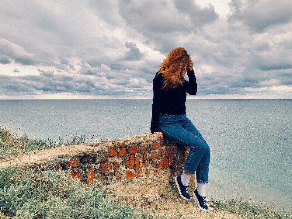 Анапа. Те же 4 месяца, которые я прожила в неизвестном городе, без поддержки кого-либо..  Я - первый тип и это было сложно.