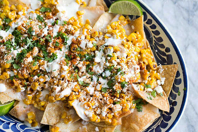 Салат из кукурузы с перцем чили и лаймом