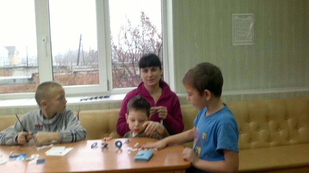 Слева Кирилл