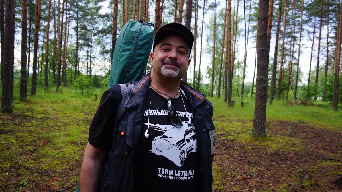 Комендантом лагеря был назначен Андрей Пират @andruha_pirat, который проехал со мной прошлогоднюю экспедицию "Тропами Алтая".