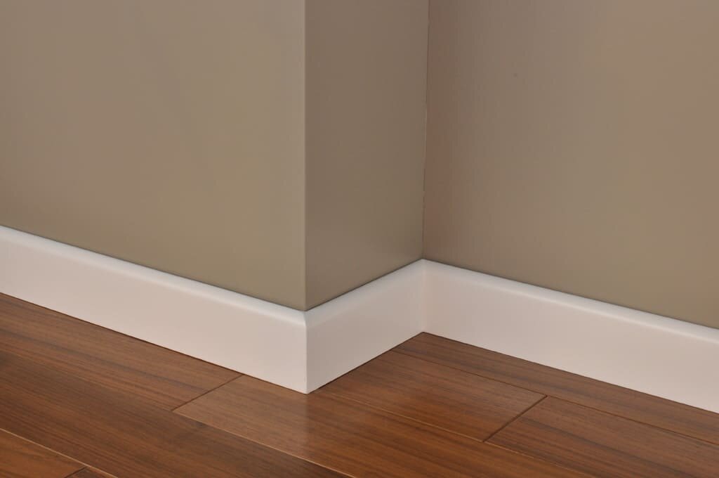 Внешний и внутренний углы (слева направо)