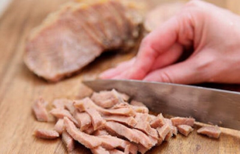 Очень вкусный и красивый салат для Новогоднего стола 