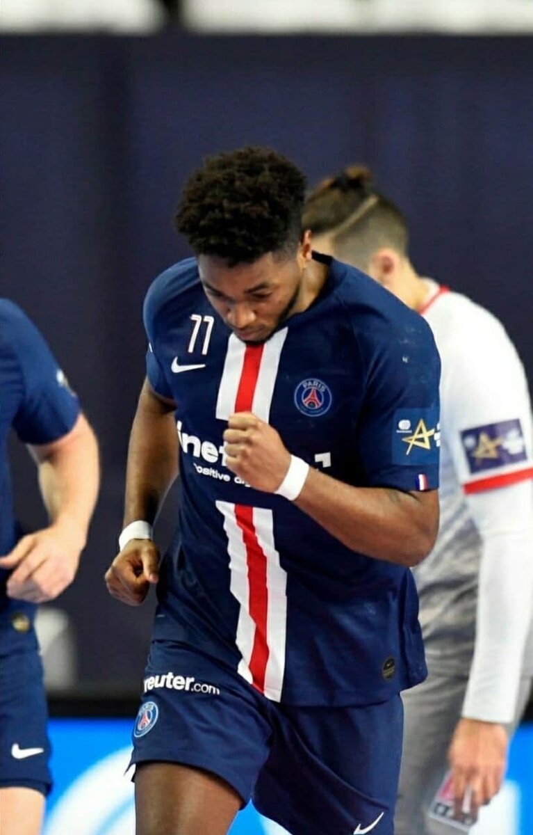 «ПСЖ» 31:26 «Веспрем»