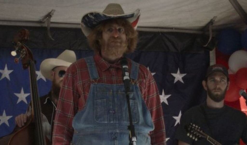 Кадр из фильма "Борат 2"