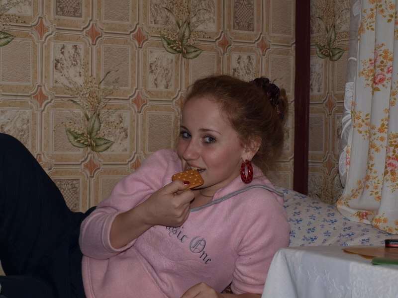 Знакомьтесь, это Маша в 2011 году, как вы понимаете, прошло 10 лет 